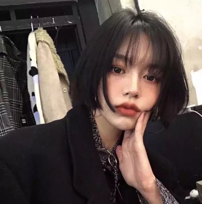 肮脏的黑袋子