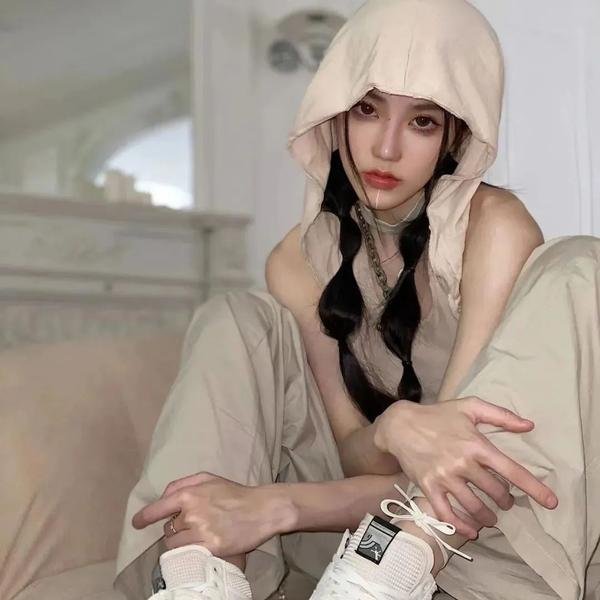 白衣怪客
